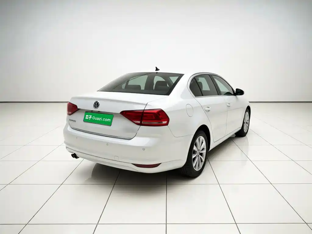 Volkswagen Lavida — миниатюра 6