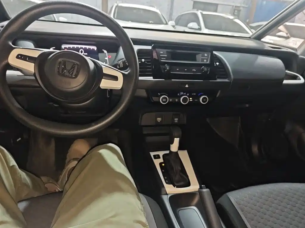 Honda Fit — миниатюра 10