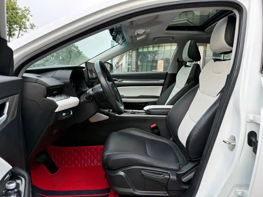 Geely Emgrand L — миниатюра 5
