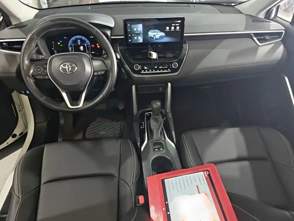Toyota Frontlander — миниатюра 10