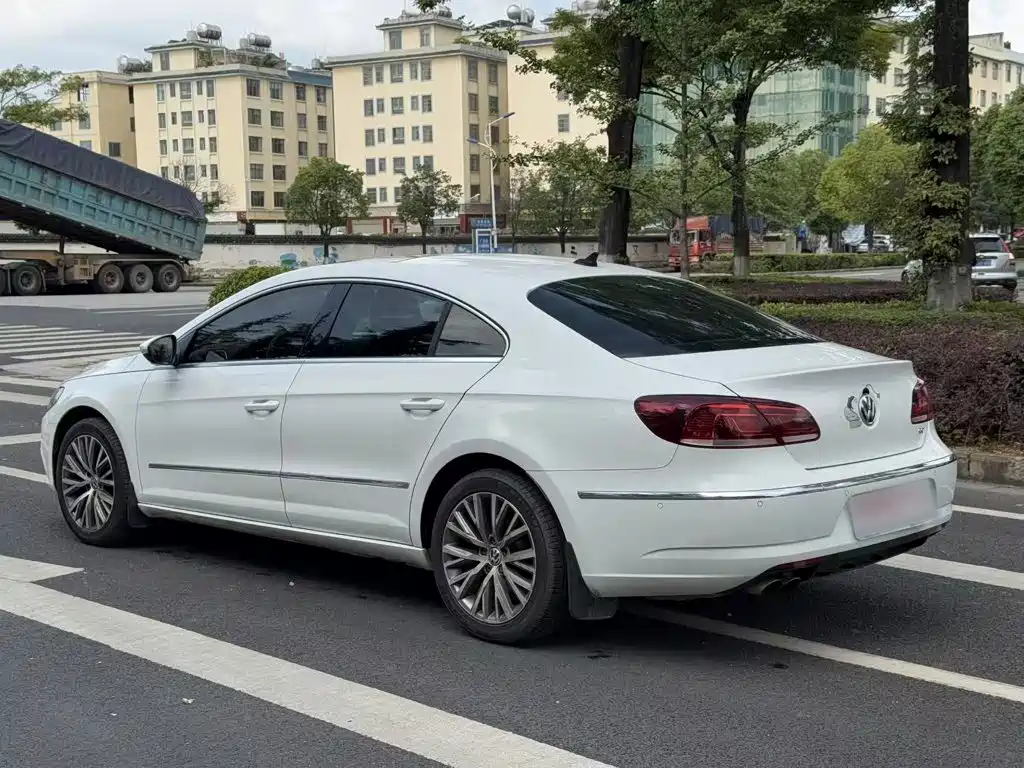 Volkswagen CC — миниатюра 7