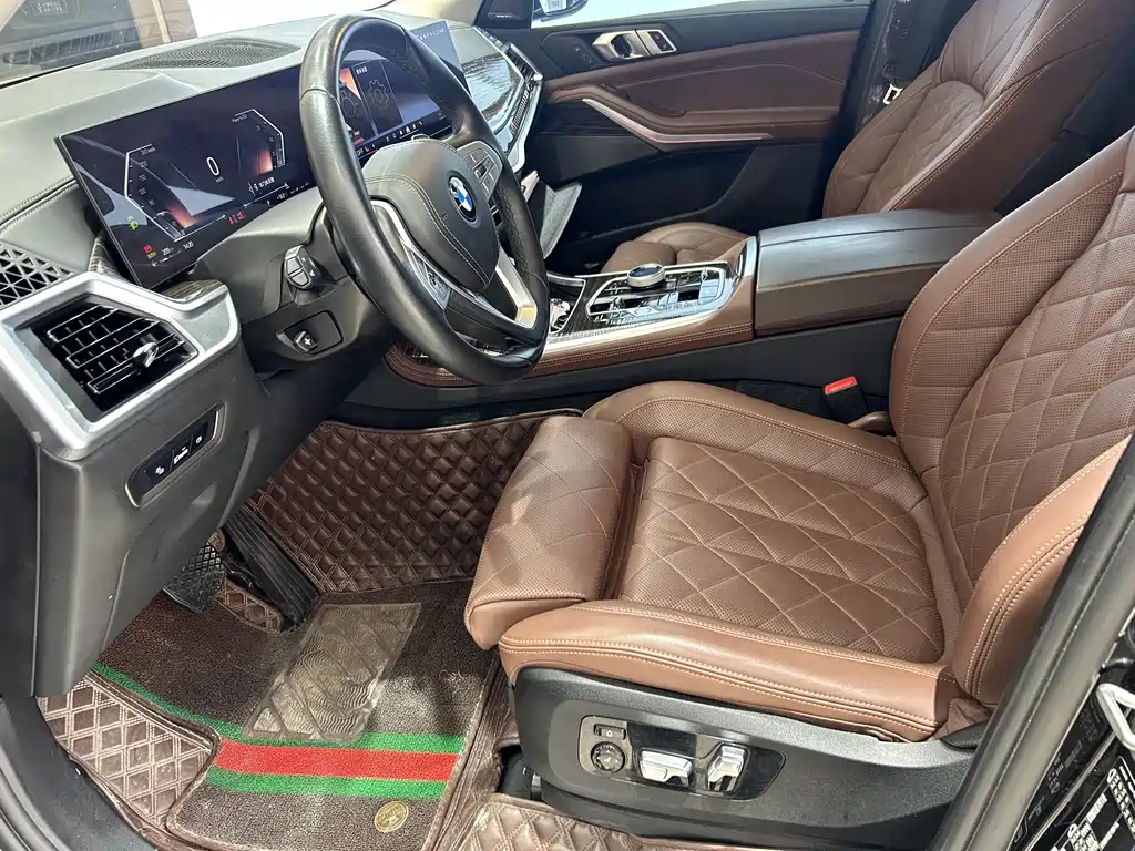 BMW X7 2023 xDrive40i Lead Luxury