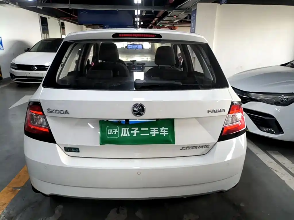 Skoda Fabia — миниатюра 6
