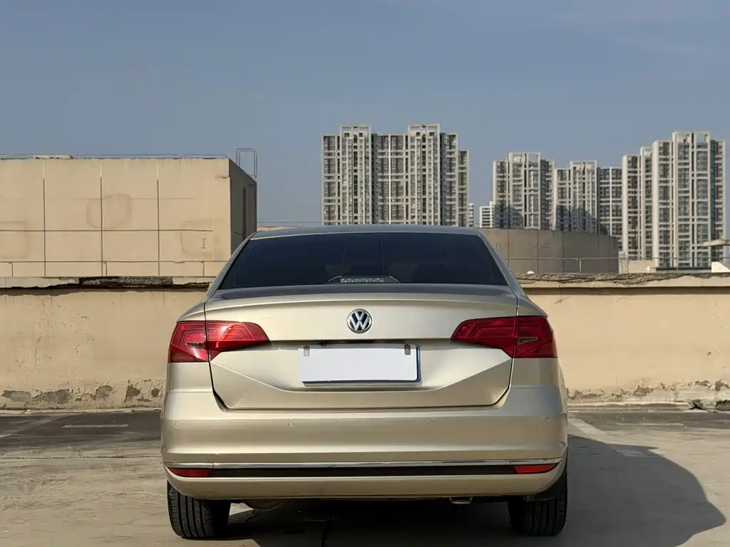 Volkswagen Bora — миниатюра 6