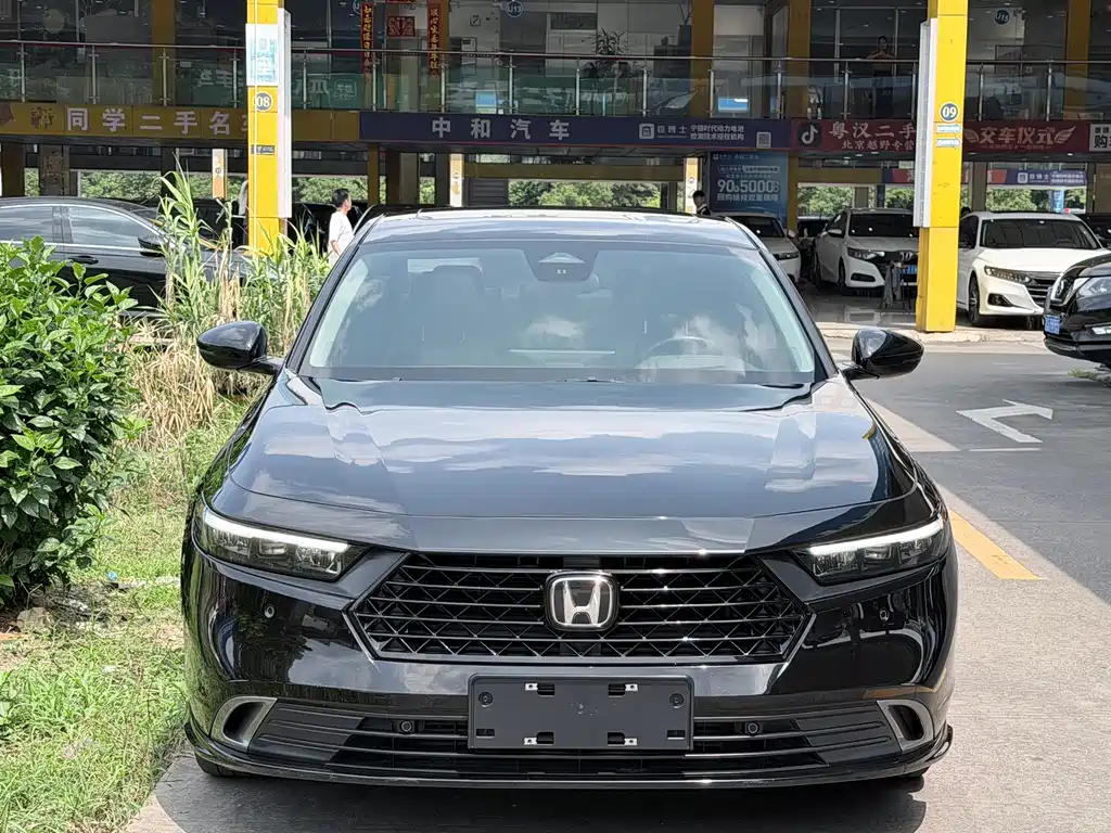 Honda Accord — миниатюра 2