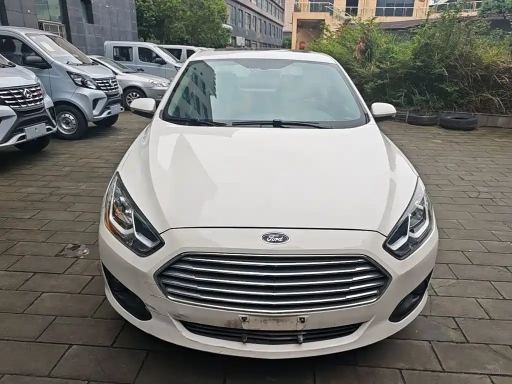 Ford Escort — миниатюра 3