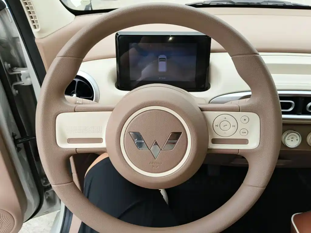 Wuling MINIEV — миниатюра 11