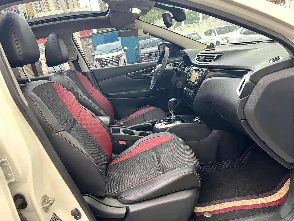 Nissan Qashqai — миниатюра 7