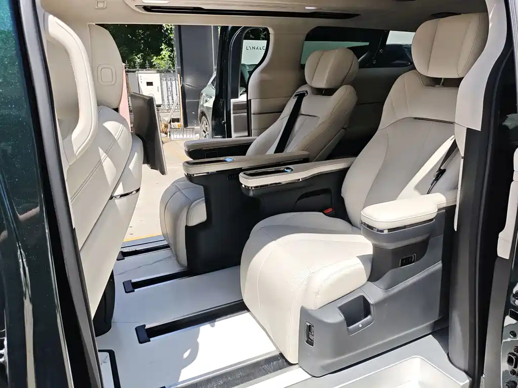 Geely Galaxy L380 2025 805km Flagship