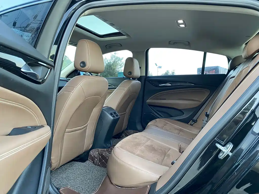 Buick Regal — миниатюра 8