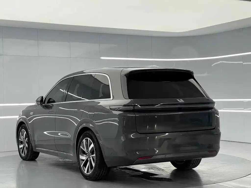 Li Auto IDEAL L8