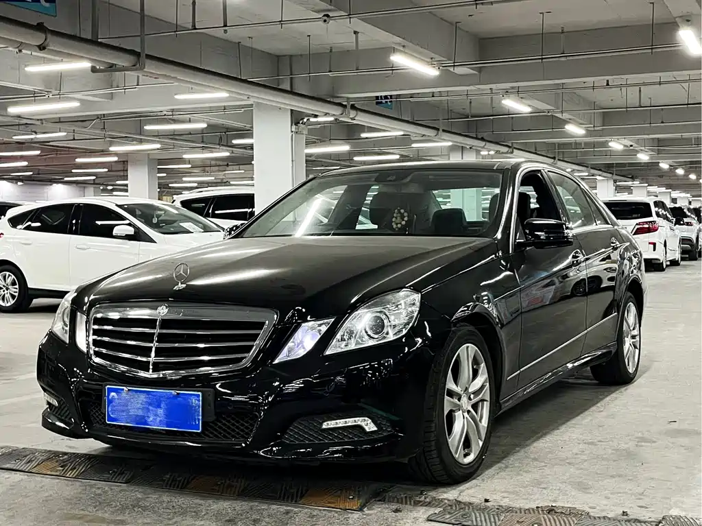 Mercedes-Benz E-Class (Import) 2010