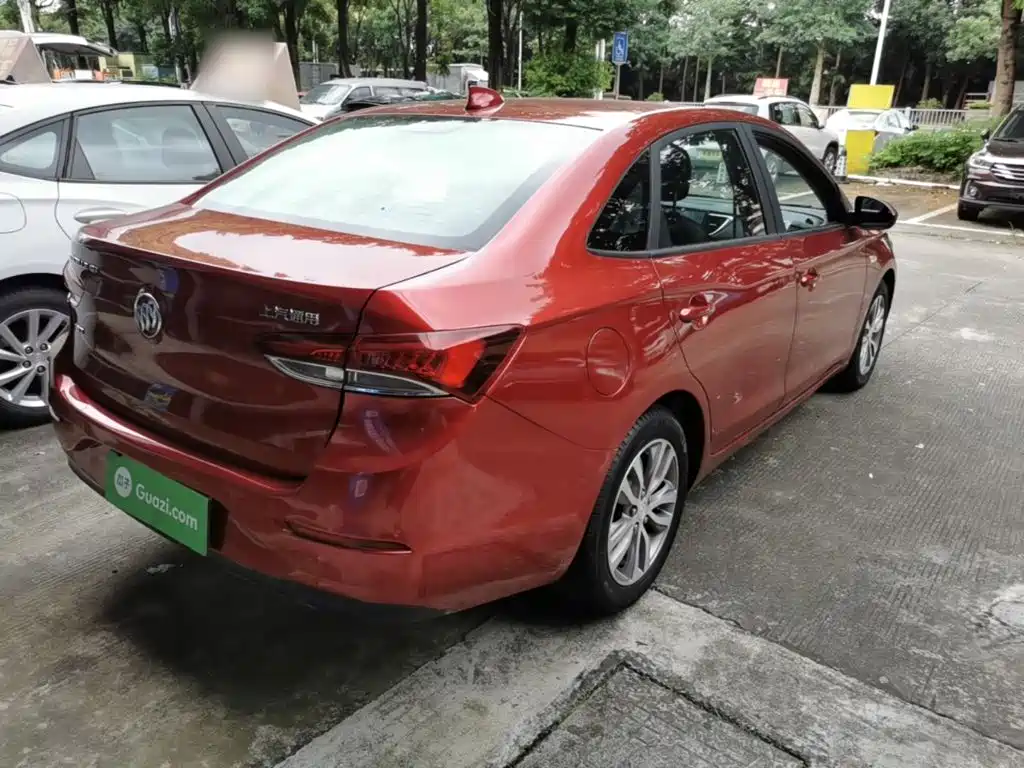 Buick Excelle — миниатюра 7