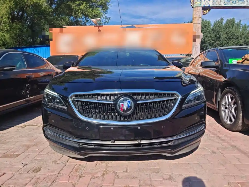 Buick LaCrosse — миниатюра 3