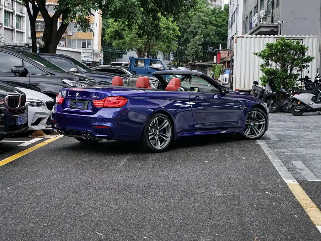 BMW M4 — миниатюра 16