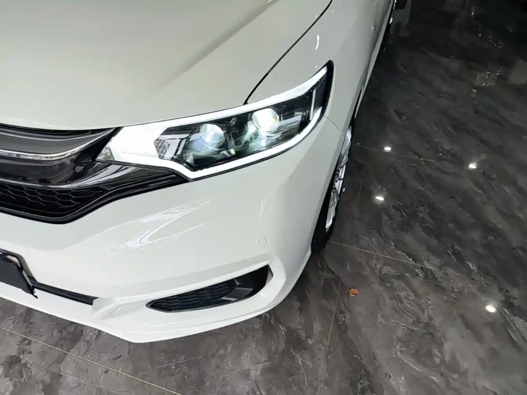 Honda Fit — миниатюра 24