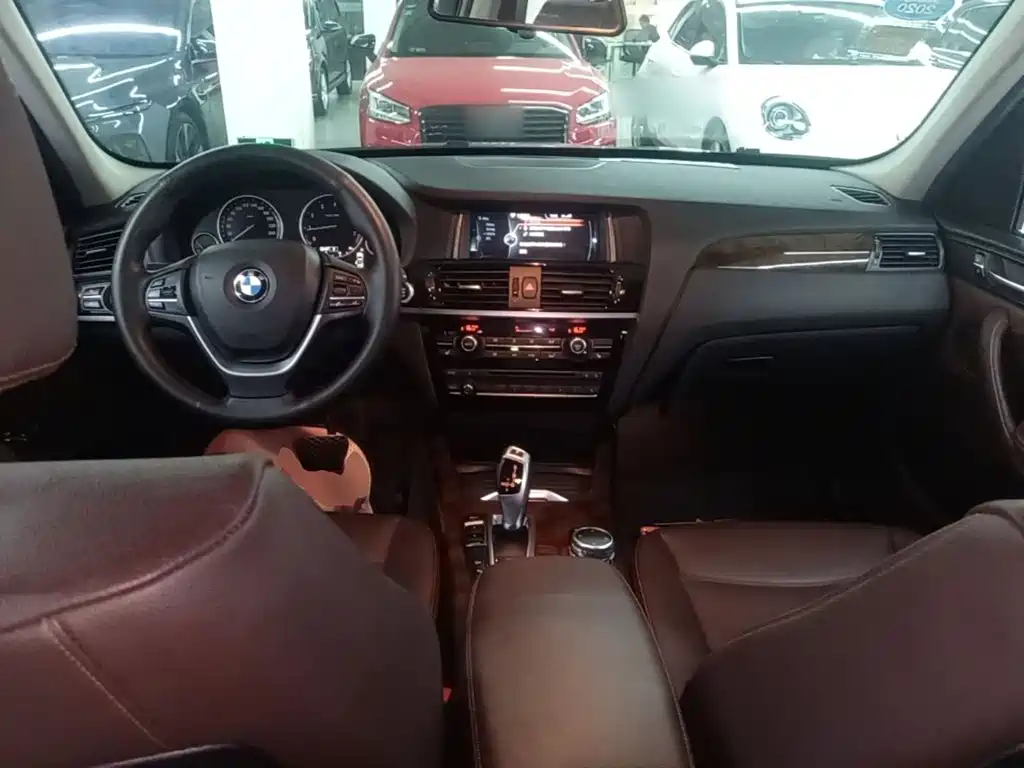 BMW X3 (Import) — миниатюра 10