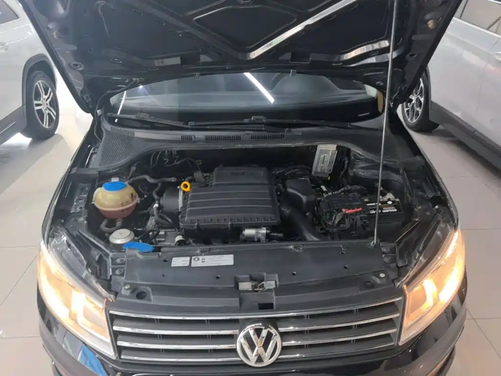 Volkswagen Santana — миниатюра 20