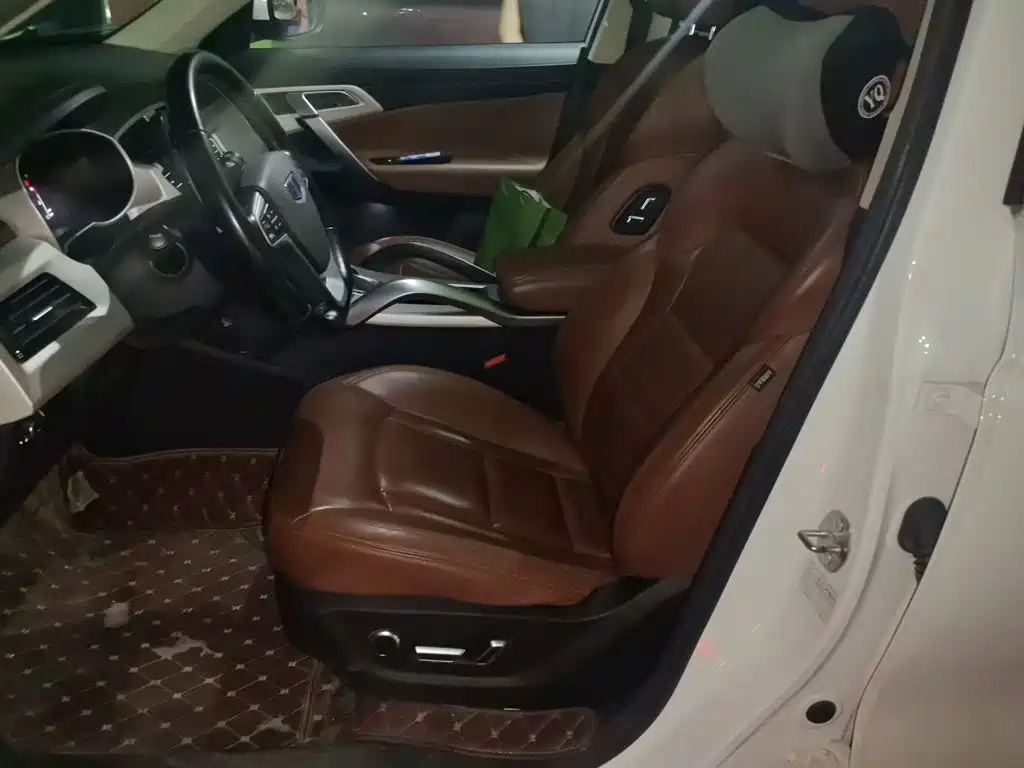 Geely Boyue — миниатюра 16