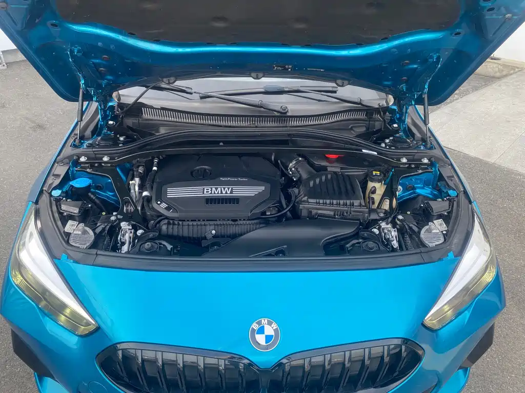 BMW 2 Series (Import) — миниатюра 7