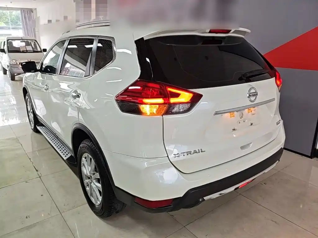 Nissan X-Trail — миниатюра 5
