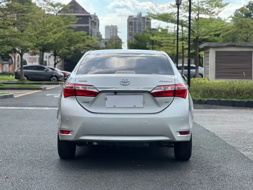Toyota Corolla — миниатюра 5