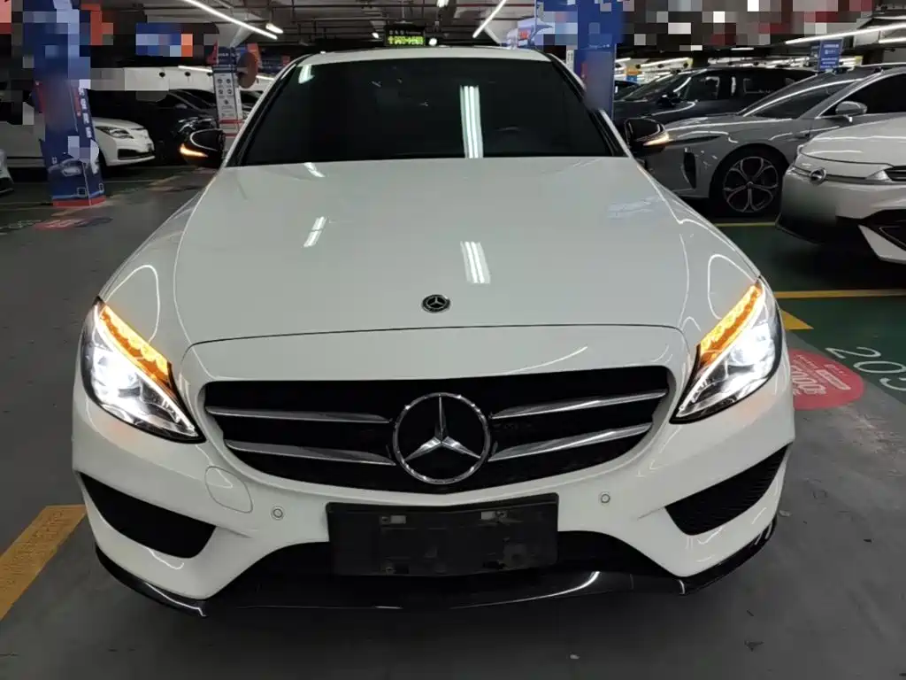 Mercedes-Benz C-Class — миниатюра 3