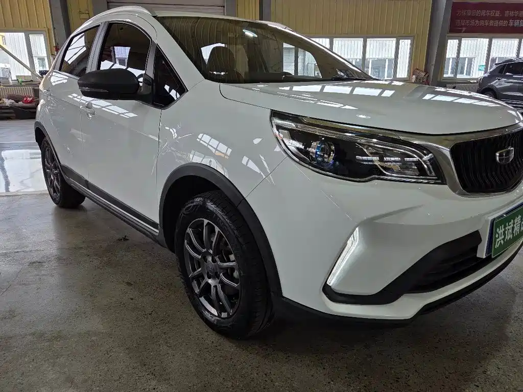 Geely Vision X3 — миниатюра 4