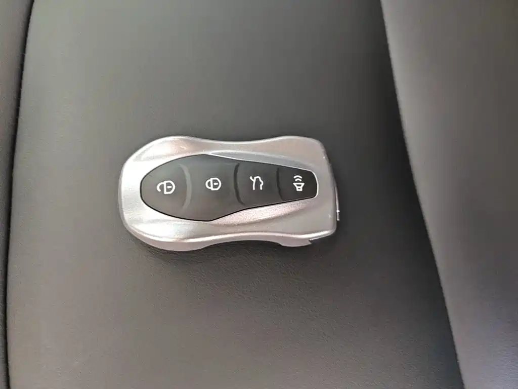 Geely Boyue — миниатюра 9