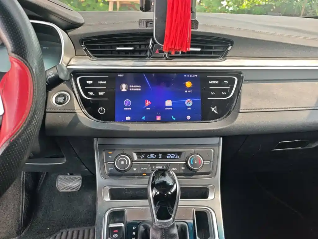 Geely Emgrand — миниатюра 13