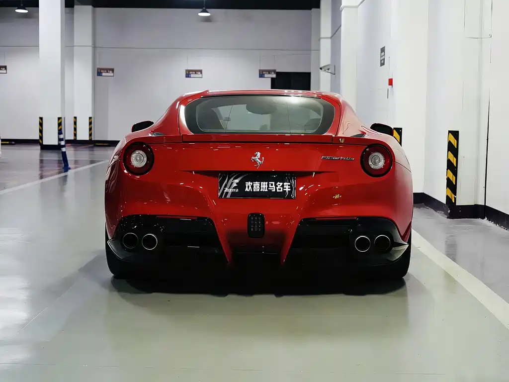 Ferrari F12berlinetta 2013 6.3L