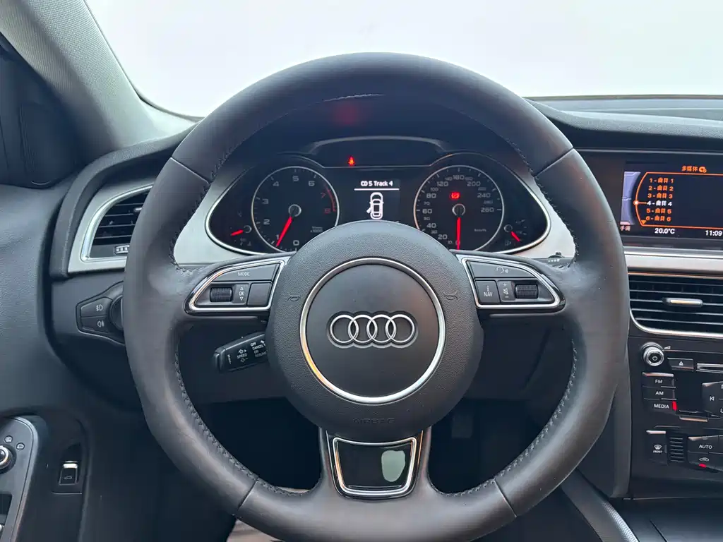 Audi A4L 2013 35 TFSI AT