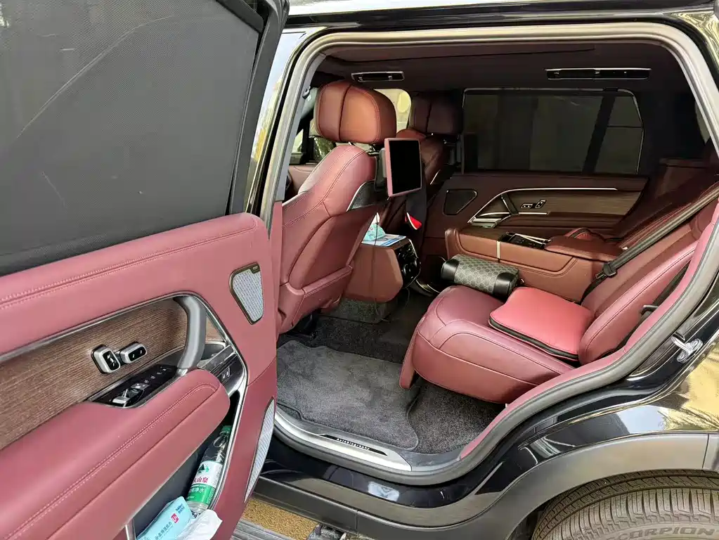 Land Rover Range Rover — миниатюра 9