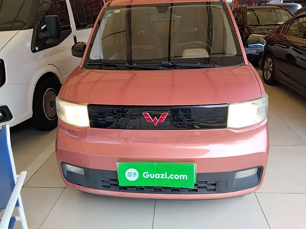 Wuling MINIEV — миниатюра 3
