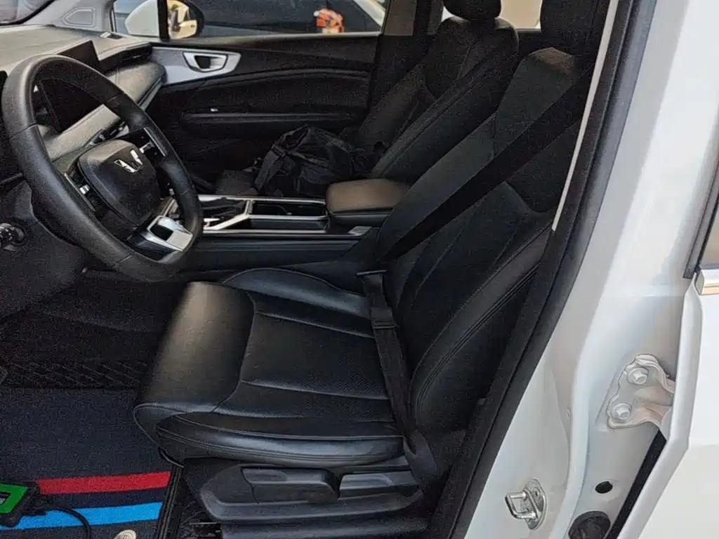 Wuling Jiachen — миниатюра 15