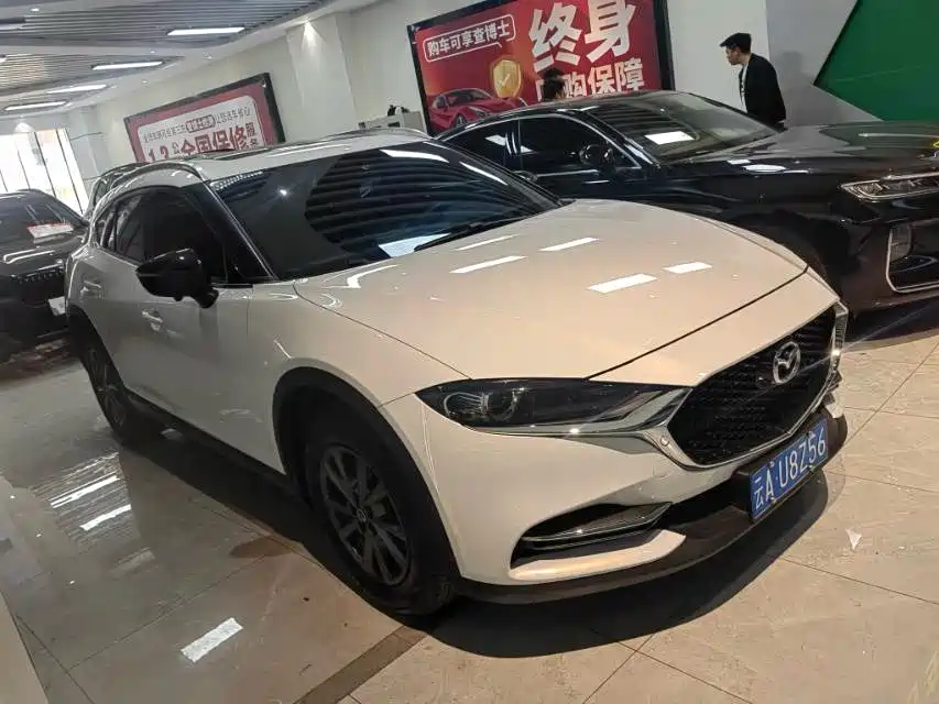 MAZDA CX 4