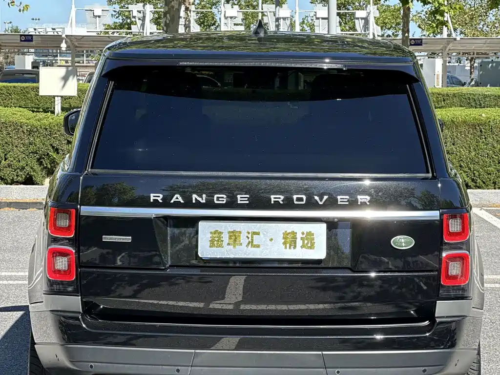 Land Rover Range Rover — миниатюра 5