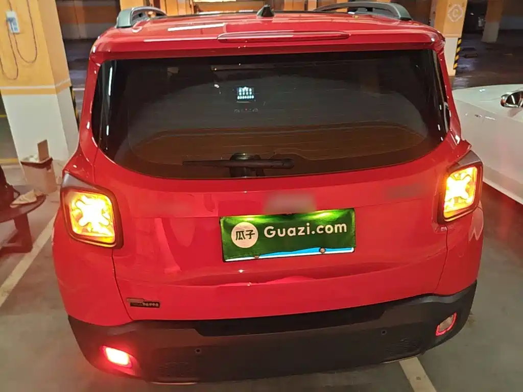 Jeep Renegade — миниатюра 6