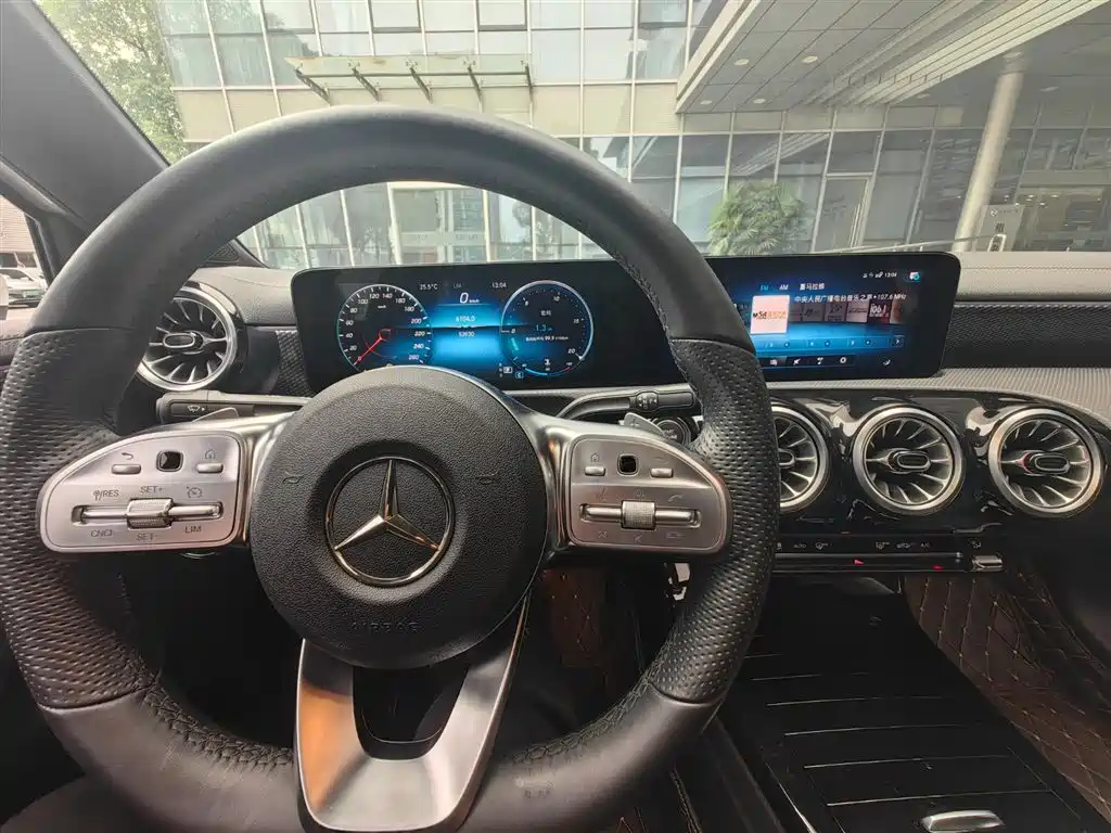 Mercedes-Benz A-Class — миниатюра 18