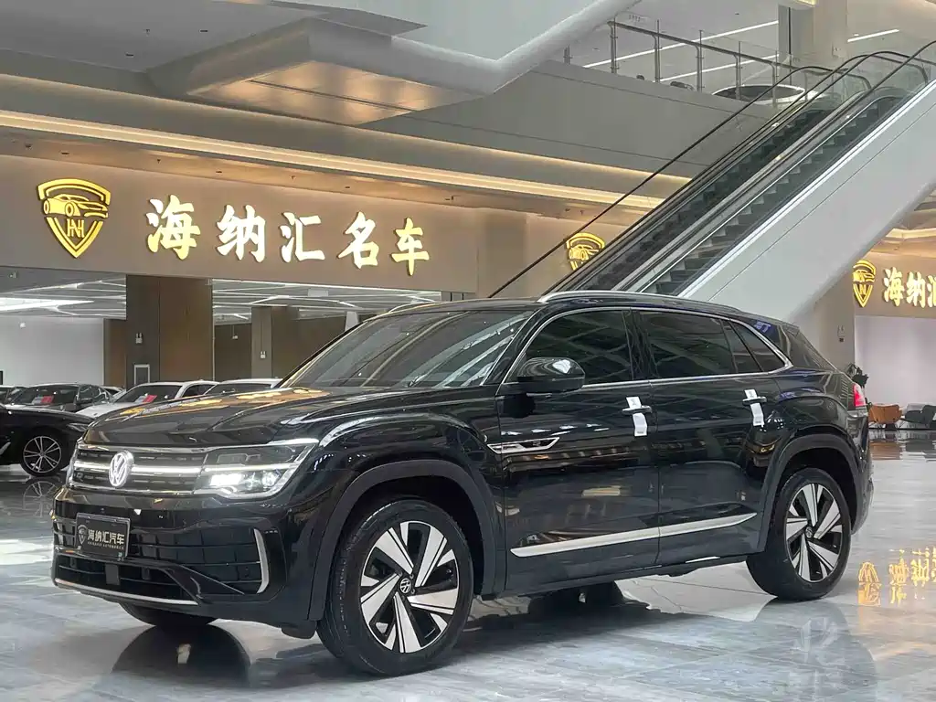 途昂X 2023款 途昂X 530 V6 四驱尊崇豪华版