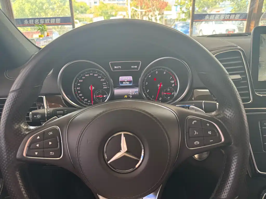 Mercedes-Benz GLS 2018 GLS 400 4MATIC Luxury