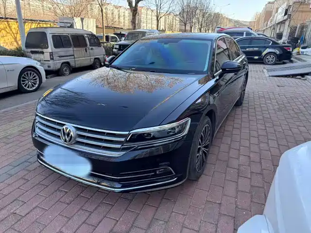 VOLKSWAGEN HUIANG