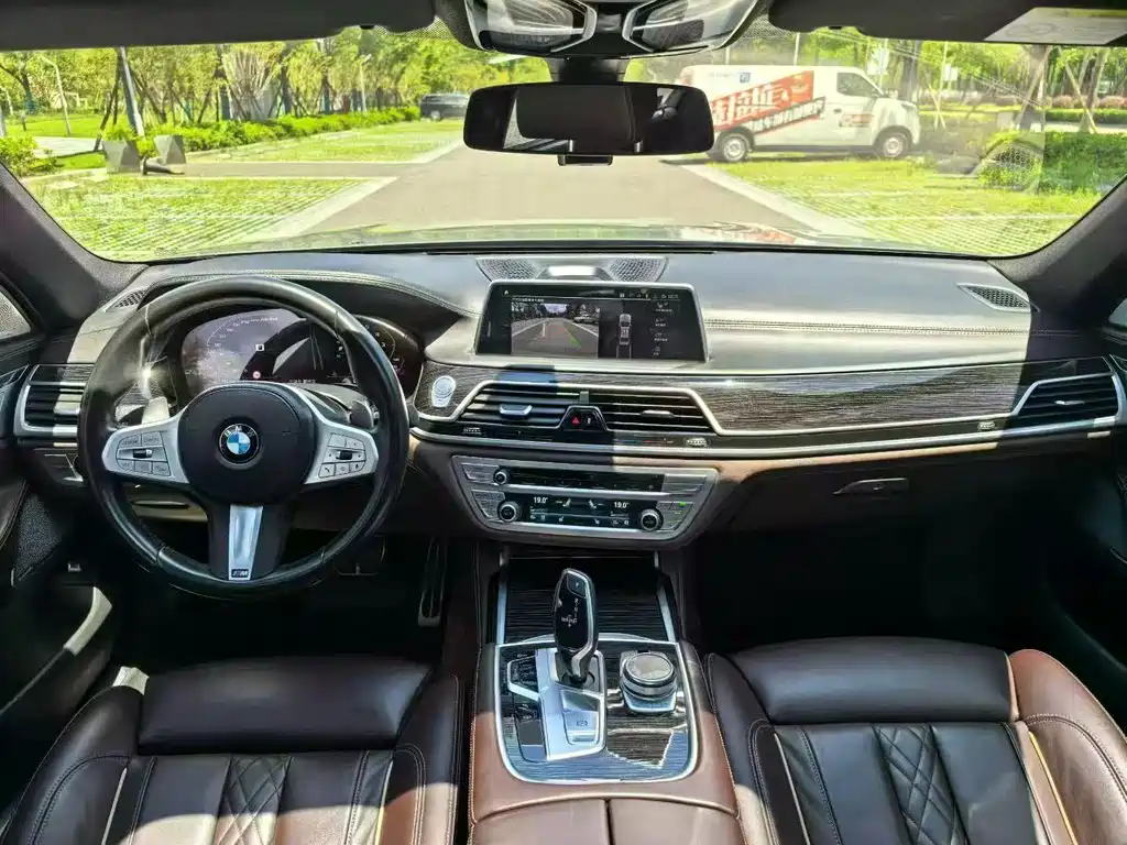BMW 7 Series 7 2019 740Li Lead M Sport
