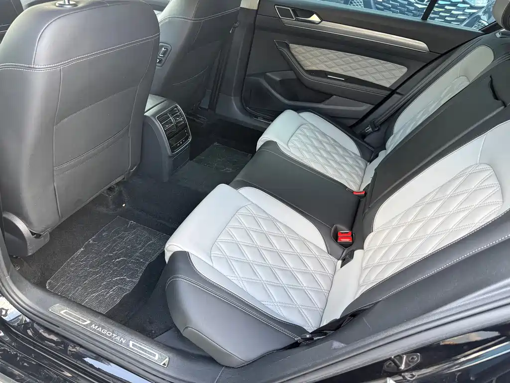 Volkswagen Magotan — миниатюра 8