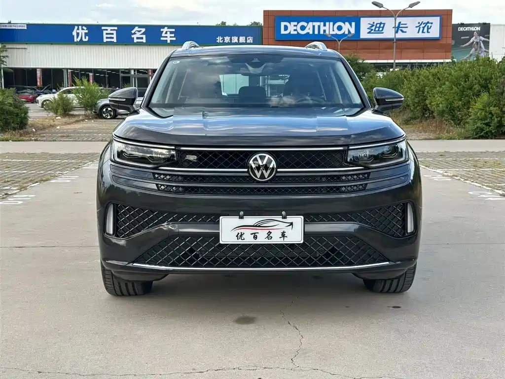 Volkswagen Tavendor 2024 380TSI R-Line