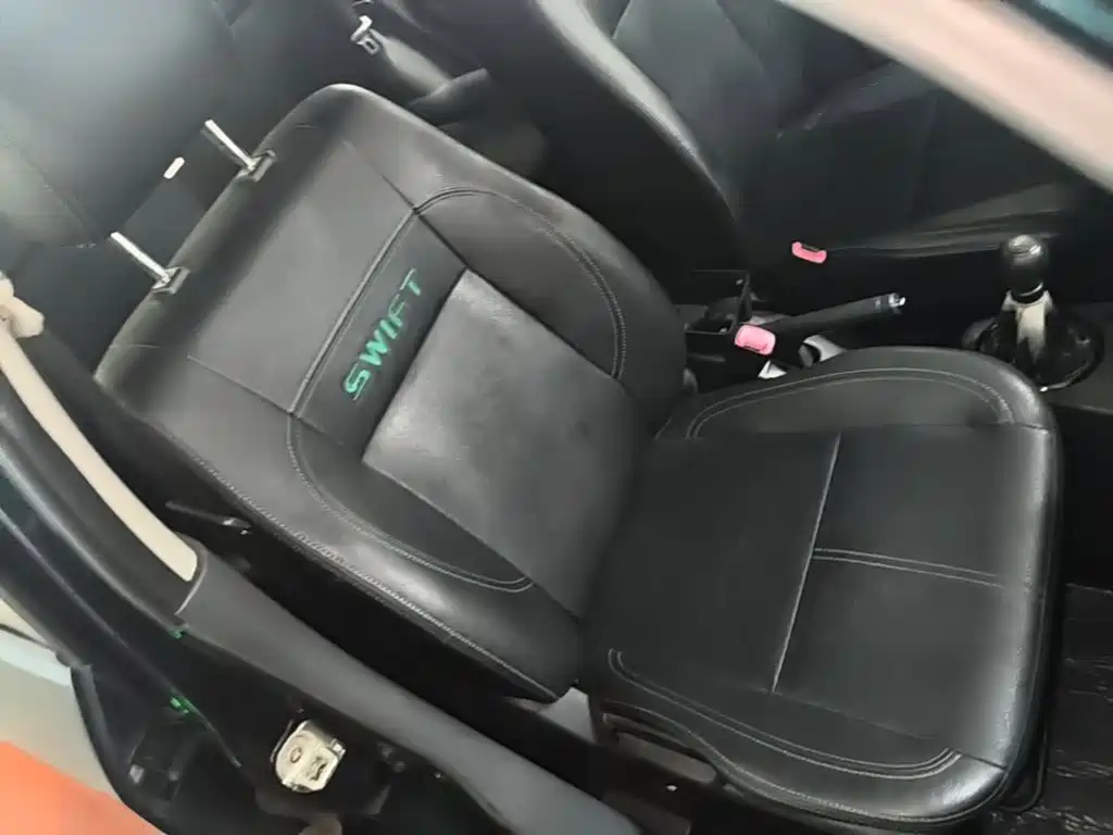 Suzuki Swift — миниатюра 25