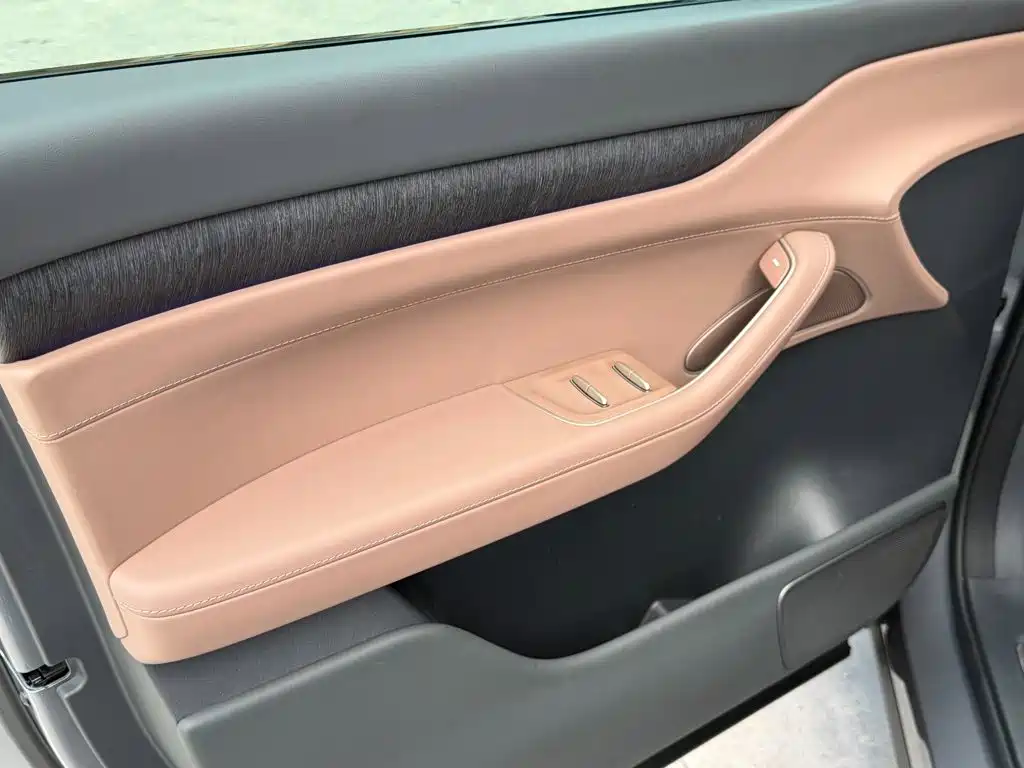 NIO ES8 2024 75kWh Executive