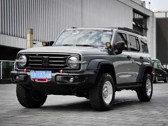 2022 TANK 300