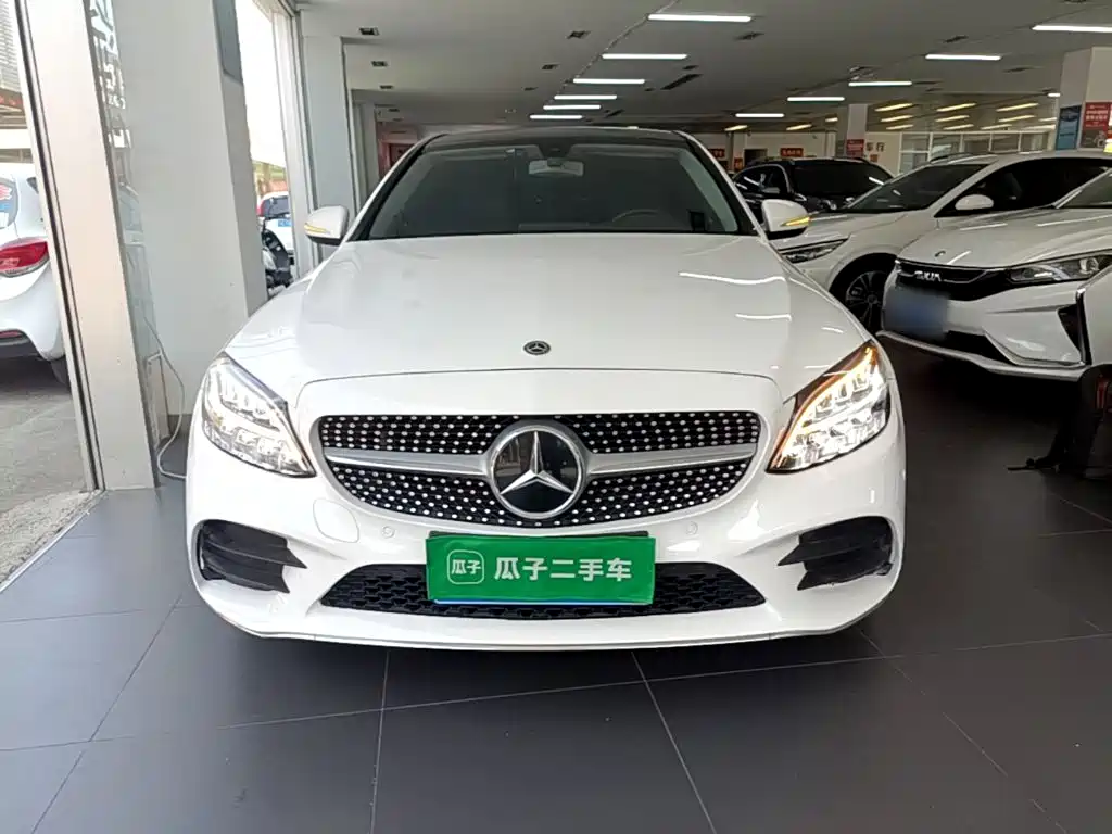 Mercedes-Benz C-Class — миниатюра 3