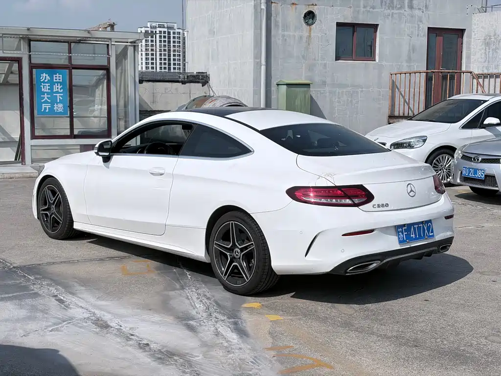 Mercedes-Benz C-Class (Import) — миниатюра 9